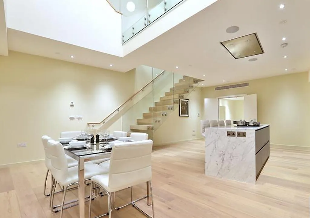 The Monument Residences Londres 0*,  Reino Unido